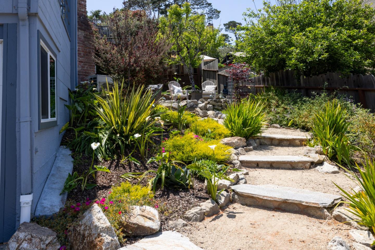 Detail Gallery Image 32 of 46 For 705 Grace St, Monterey,  CA 93940 - 3 Beds | 2 Baths