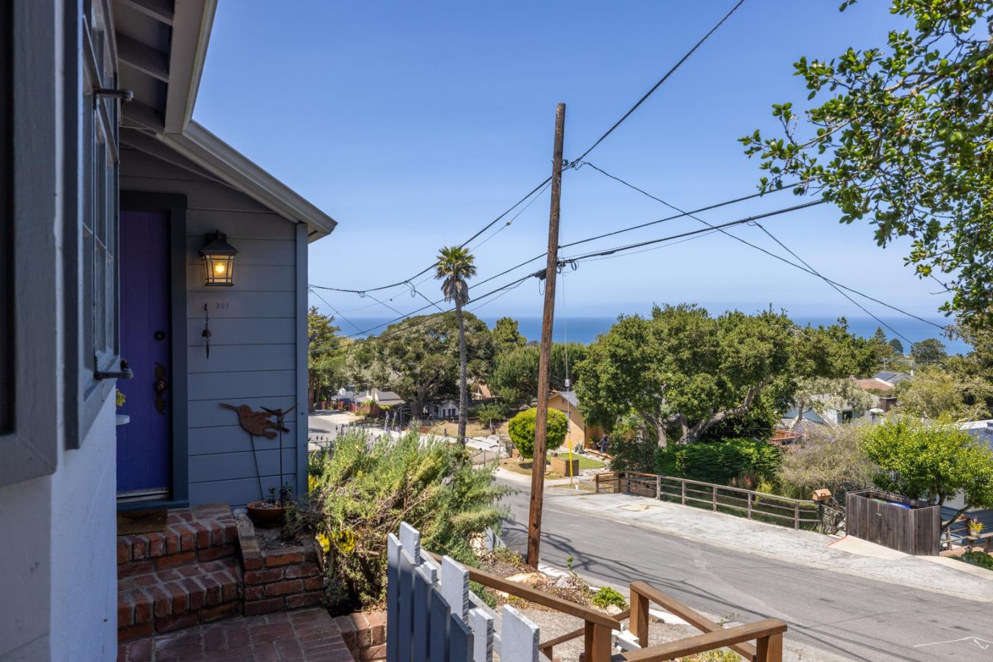 Detail Gallery Image 37 of 46 For 705 Grace St, Monterey,  CA 93940 - 3 Beds | 2 Baths