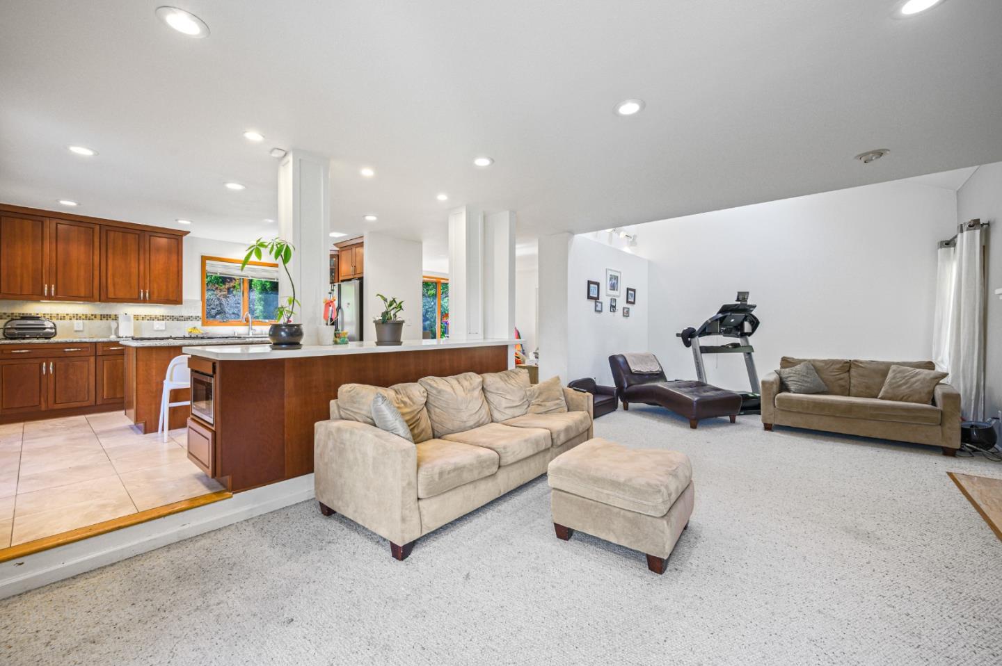 Detail Gallery Image 18 of 70 For 3265 Greenhills Dr, Lafayette,  CA 94549 - 5 Beds | 3/1 Baths
