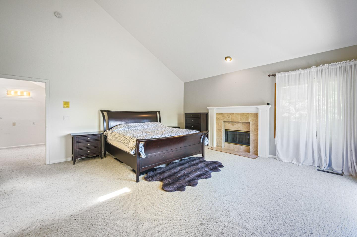 Detail Gallery Image 28 of 70 For 3265 Greenhills Dr, Lafayette,  CA 94549 - 5 Beds | 3/1 Baths