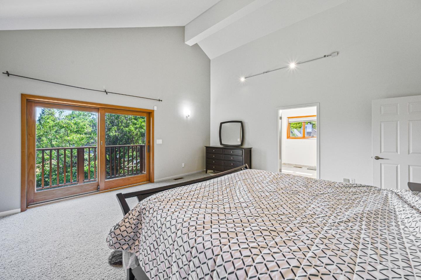 Detail Gallery Image 30 of 70 For 3265 Greenhills Dr, Lafayette,  CA 94549 - 5 Beds | 3/1 Baths