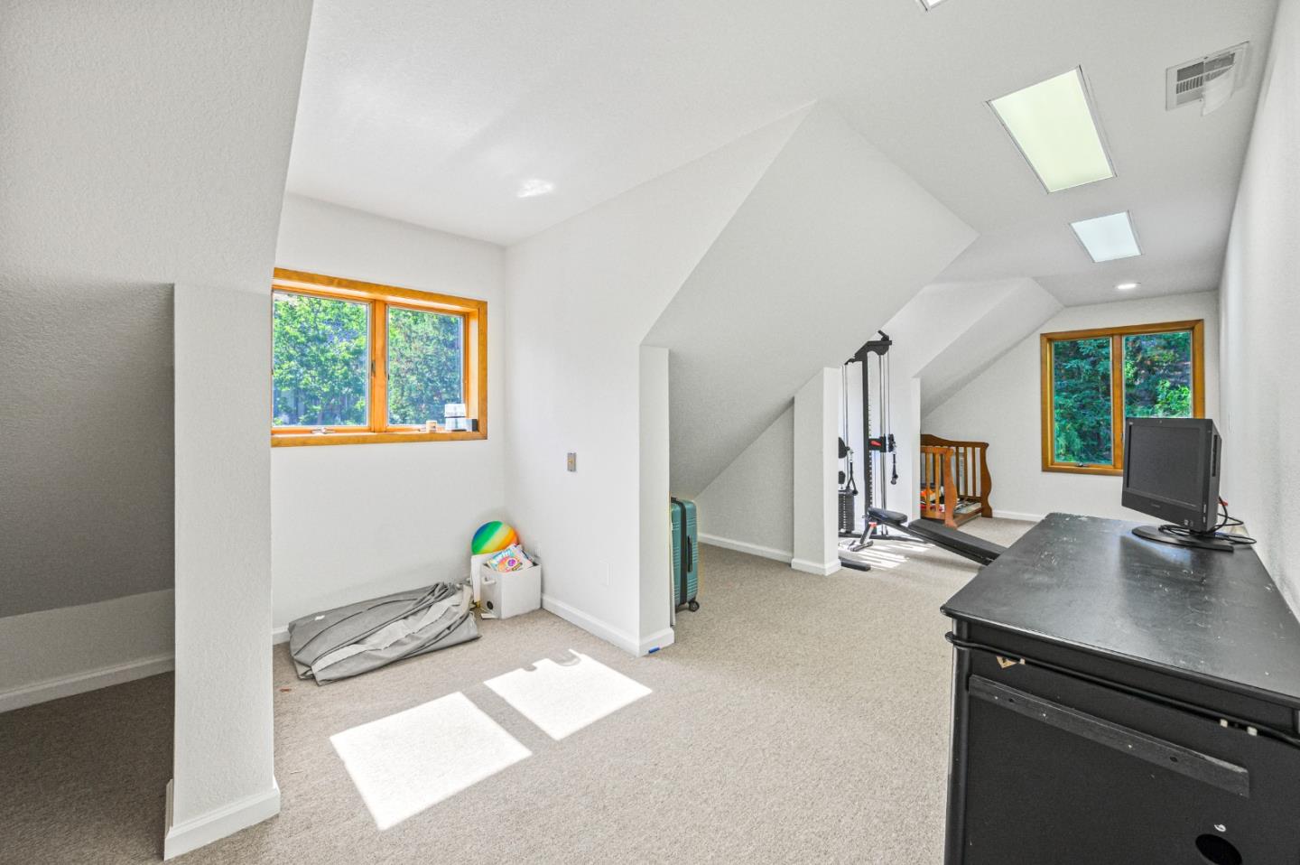 Detail Gallery Image 43 of 70 For 3265 Greenhills Dr, Lafayette,  CA 94549 - 5 Beds | 3/1 Baths