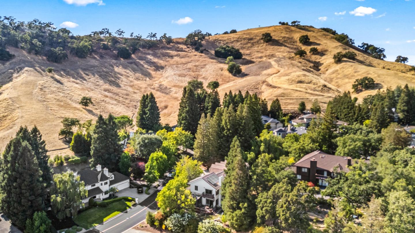 Detail Gallery Image 63 of 70 For 3265 Greenhills Dr, Lafayette,  CA 94549 - 5 Beds | 3/1 Baths