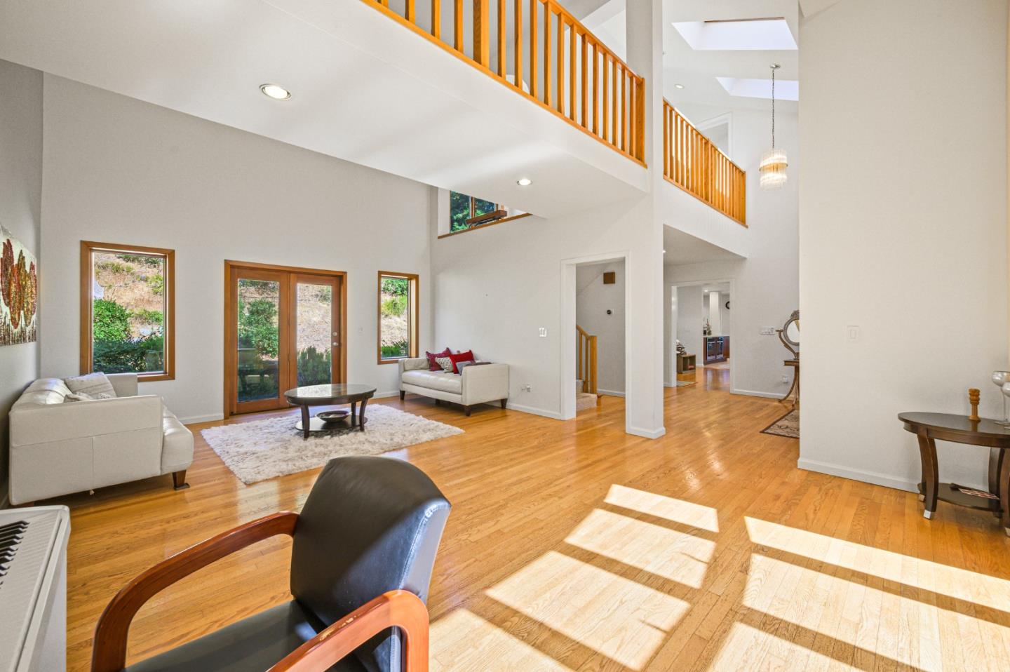 Detail Gallery Image 8 of 70 For 3265 Greenhills Dr, Lafayette,  CA 94549 - 5 Beds | 3/1 Baths