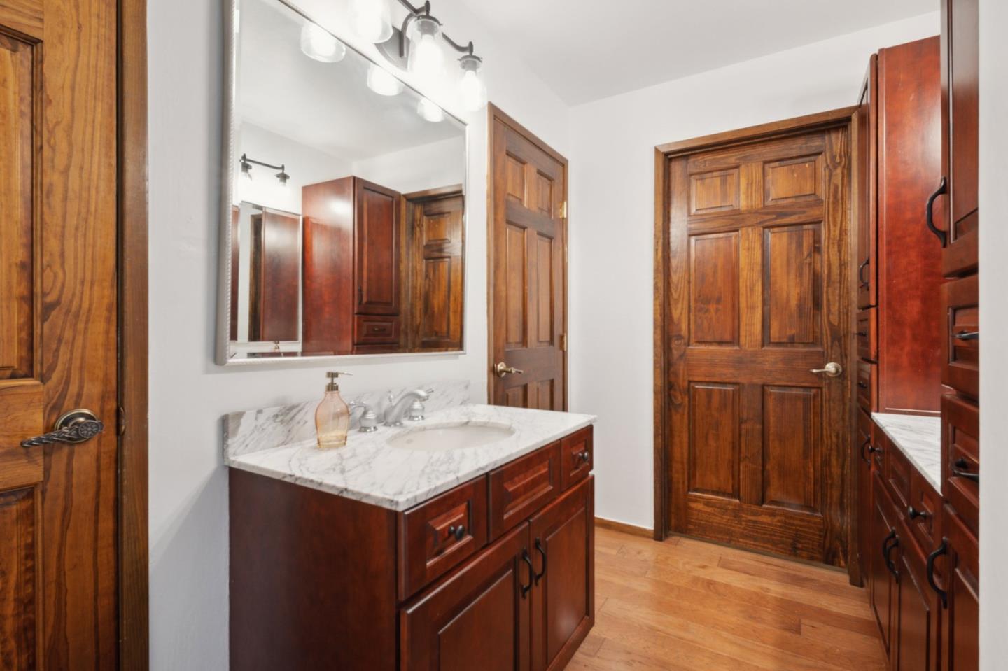Detail Gallery Image 12 of 54 For 281 School Rd, San Juan Bautista,  CA 95045 - 4 Beds | 2/1 Baths