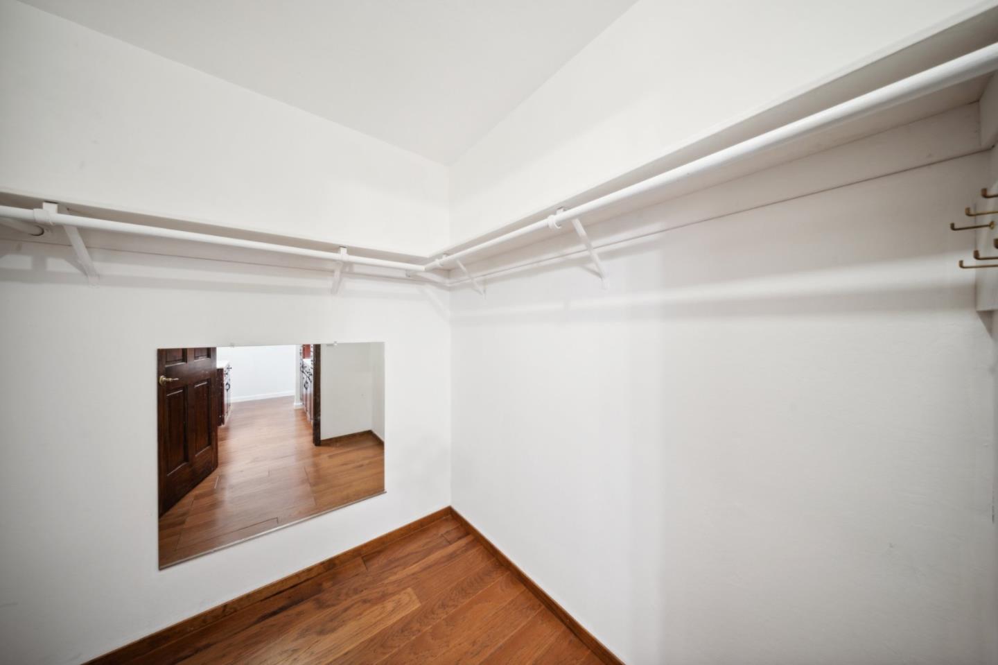 Detail Gallery Image 13 of 54 For 281 School Rd, San Juan Bautista,  CA 95045 - 4 Beds | 2/1 Baths
