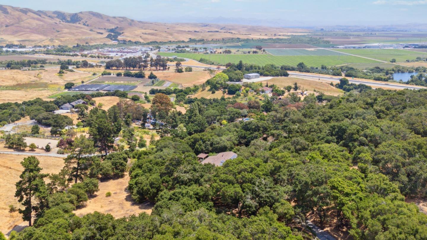 Detail Gallery Image 49 of 54 For 281 School Rd, San Juan Bautista,  CA 95045 - 4 Beds | 2/1 Baths
