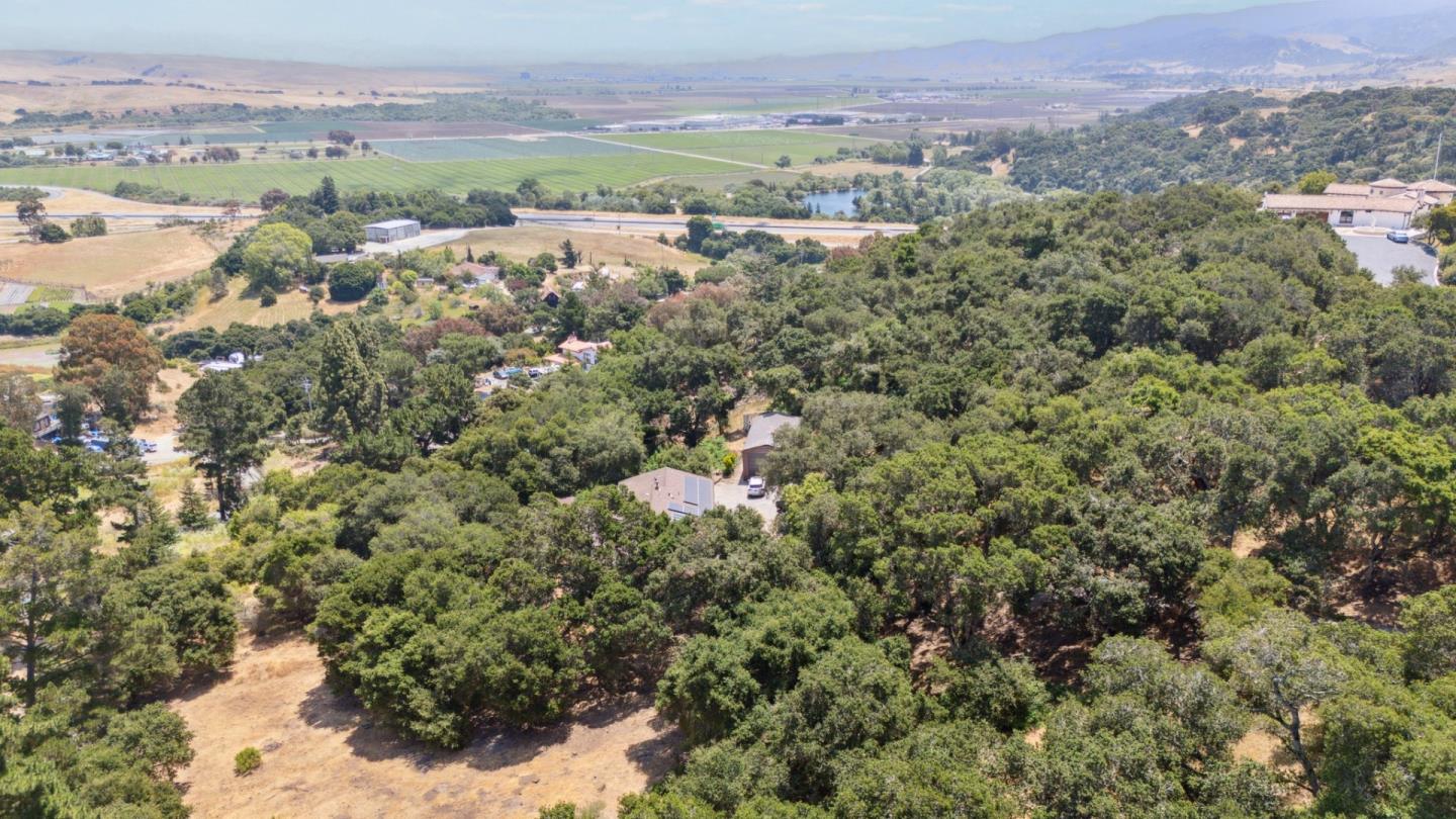 Detail Gallery Image 51 of 54 For 281 School Rd, San Juan Bautista,  CA 95045 - 4 Beds | 2/1 Baths