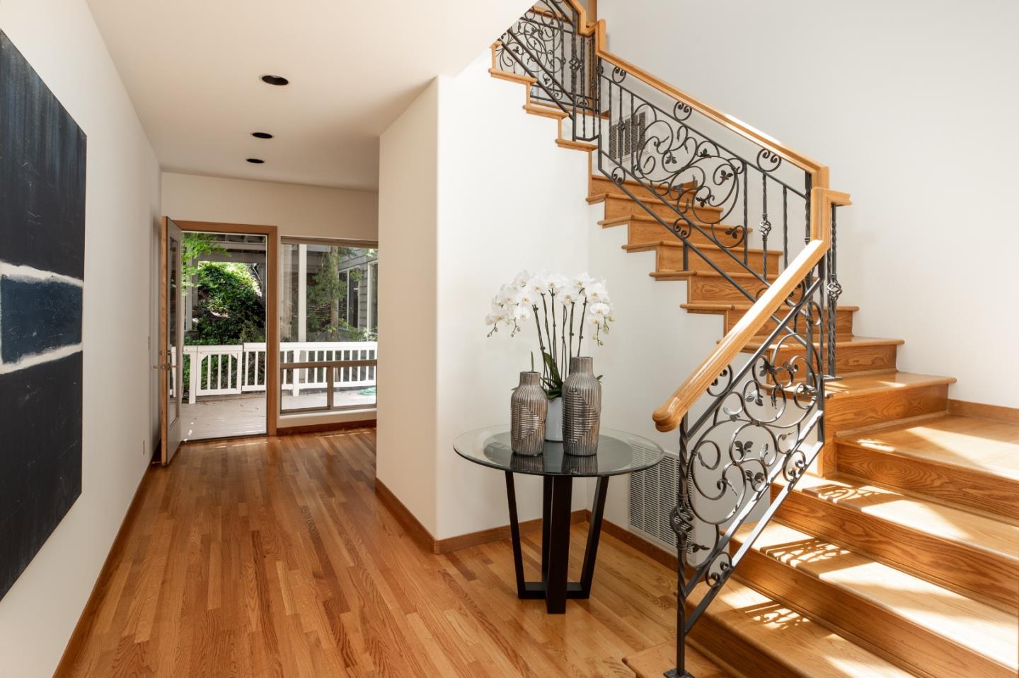 Detail Gallery Image 19 of 42 For 699 Manresa Ln, Los Altos,  CA 94022 - 3 Beds | 3 Baths