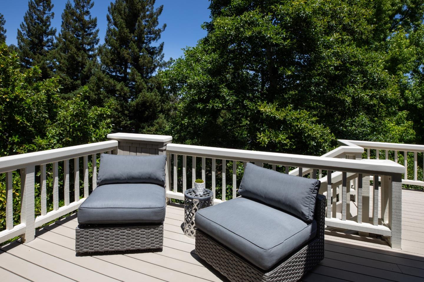 Detail Gallery Image 6 of 42 For 699 Manresa Ln, Los Altos,  CA 94022 - 3 Beds | 3 Baths