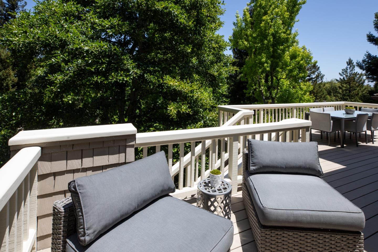 Detail Gallery Image 7 of 42 For 699 Manresa Ln, Los Altos,  CA 94022 - 3 Beds | 3 Baths