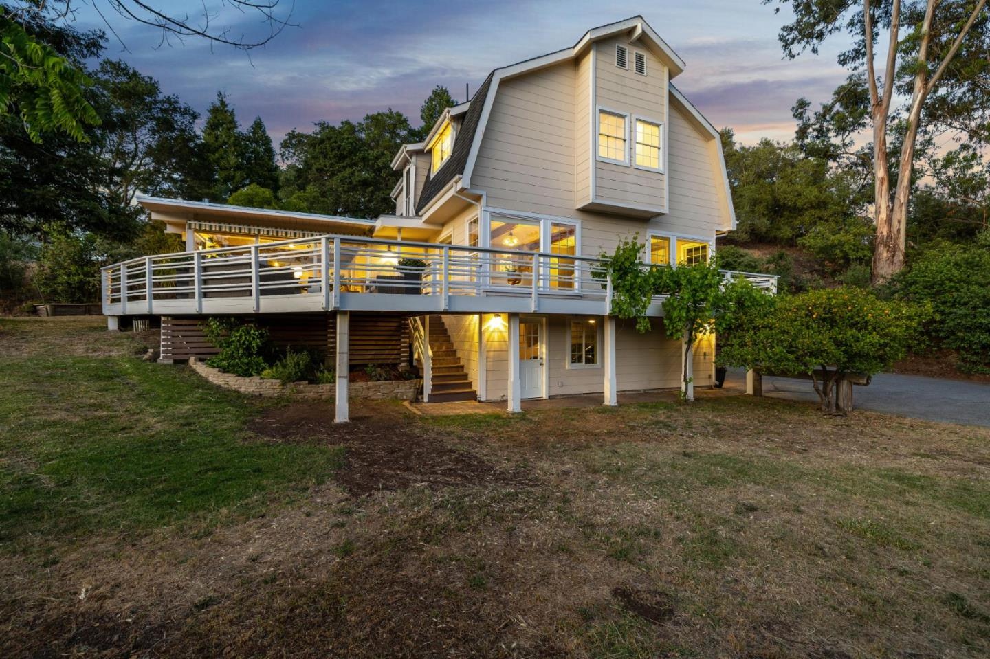 Detail Gallery Image 28 of 34 For 1207 Godetia Dr, Woodside,  CA 94062 - 4 Beds | 2/1 Baths
