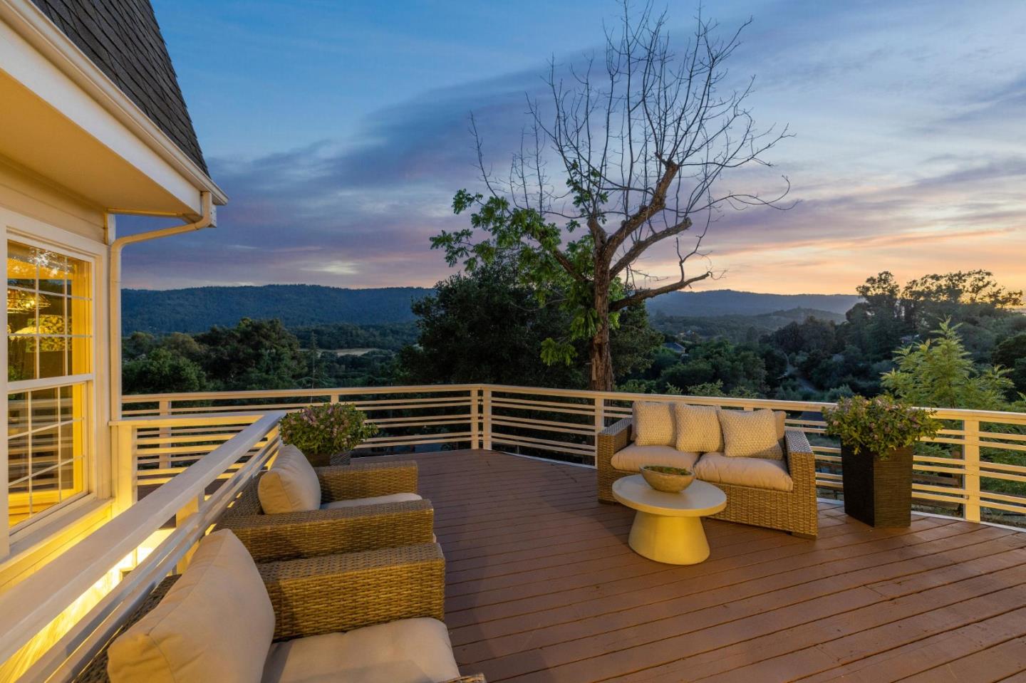 Detail Gallery Image 30 of 34 For 1207 Godetia Dr, Woodside,  CA 94062 - 4 Beds | 2/1 Baths