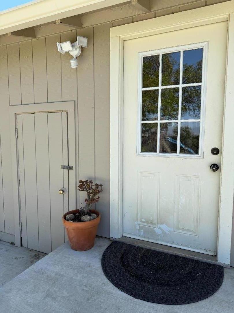 Detail Gallery Image 5 of 32 For 123 Hunter Lane, Salinas,  CA 93908 - 3 Beds | 1 Baths