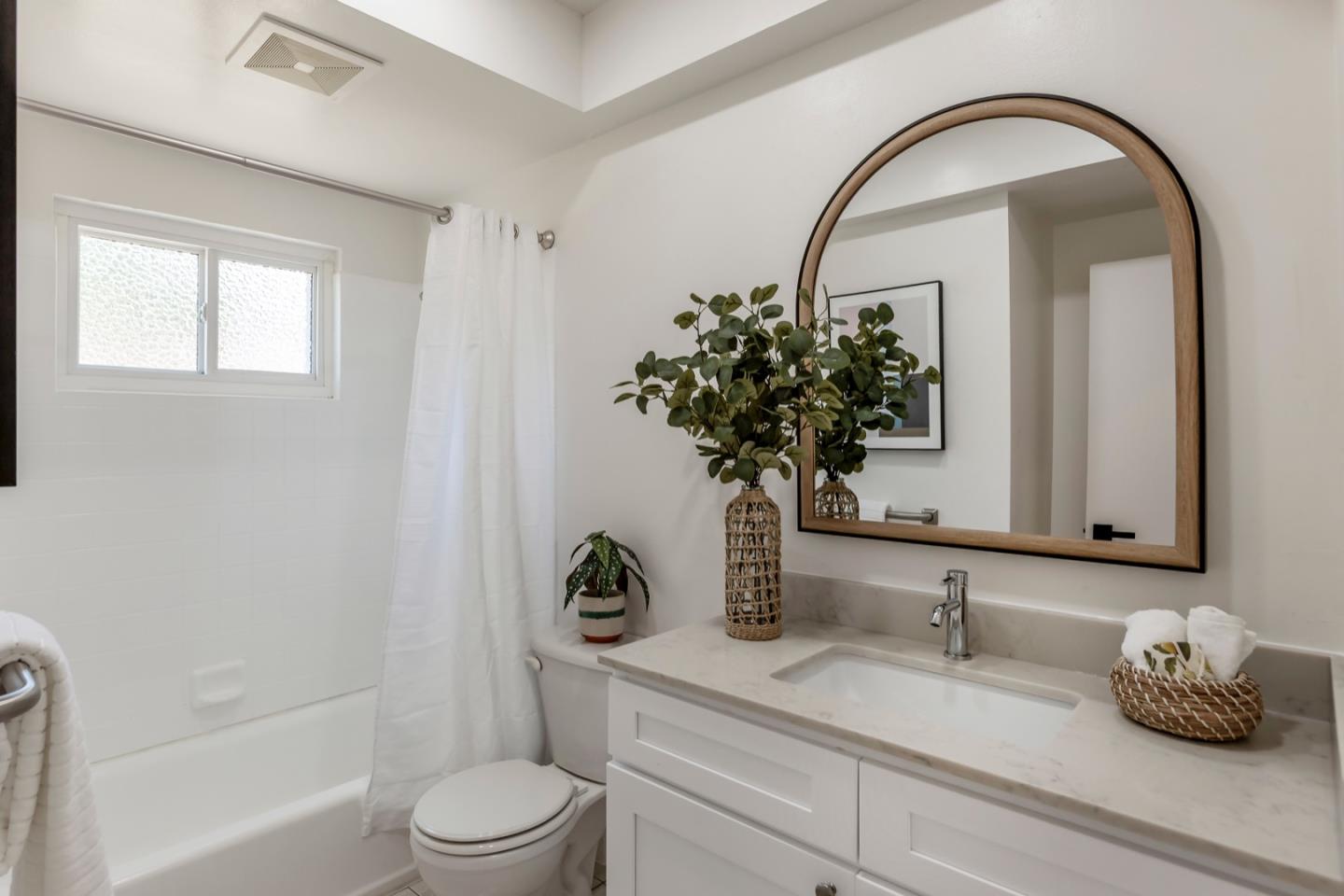 Detail Gallery Image 19 of 32 For 3166 Balmoral Dr, San Jose,  CA 95132 - 4 Beds | 2 Baths