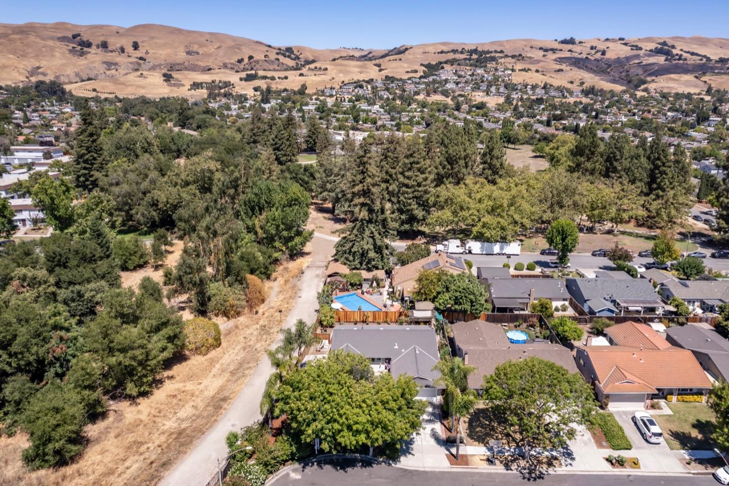 Detail Gallery Image 28 of 32 For 3166 Balmoral Dr, San Jose,  CA 95132 - 4 Beds | 2 Baths