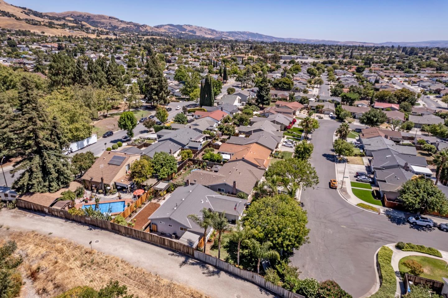 Detail Gallery Image 29 of 32 For 3166 Balmoral Dr, San Jose,  CA 95132 - 4 Beds | 2 Baths