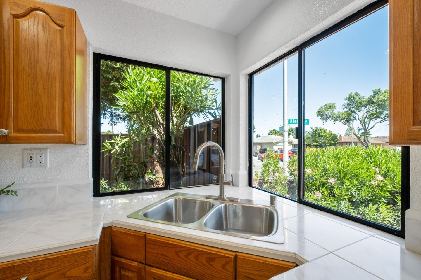 Detail Gallery Image 20 of 50 For 2805 Sykes Ct, Santa Clara,  CA 95051 - 3 Beds | 2 Baths