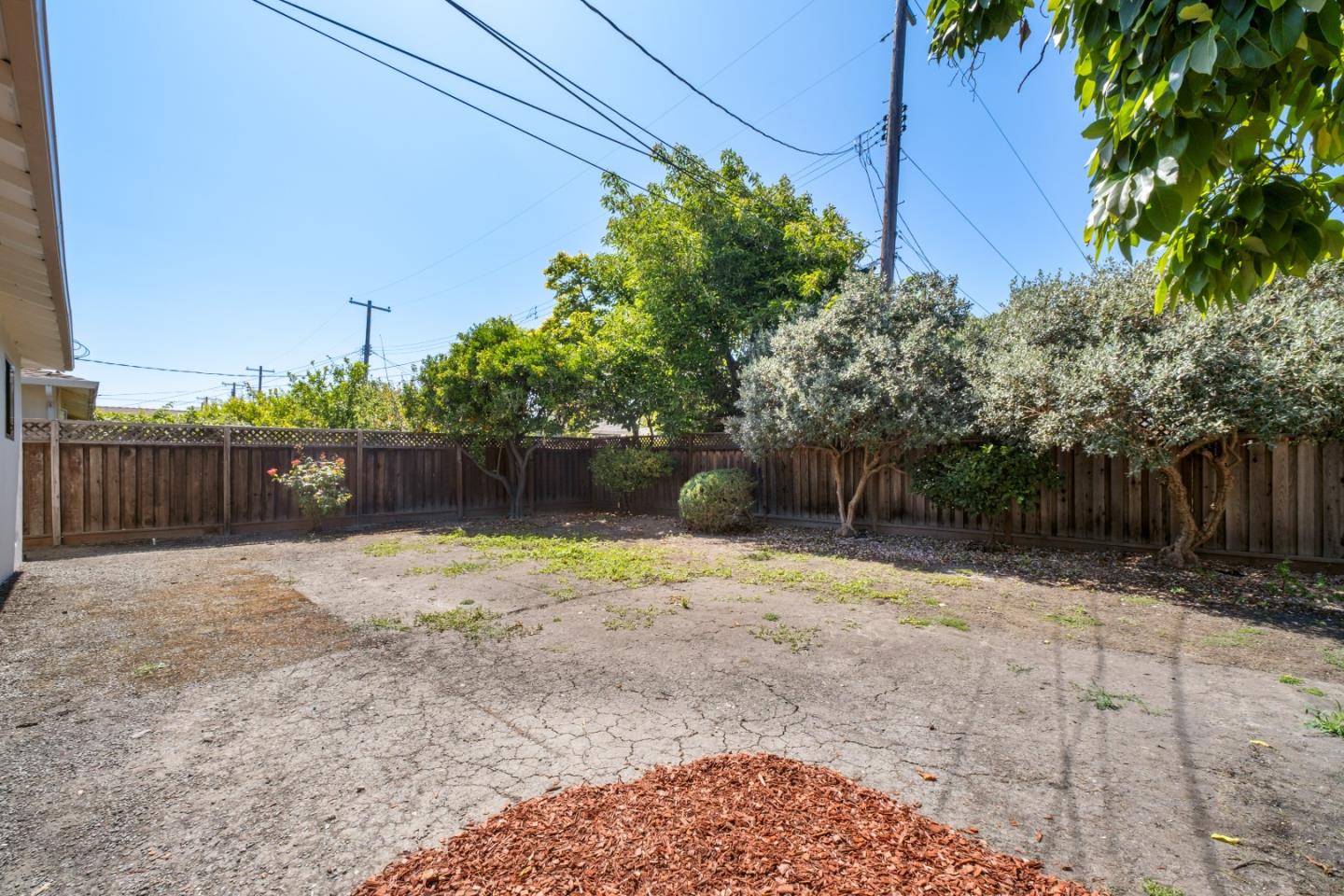 Detail Gallery Image 40 of 50 For 2805 Sykes Ct, Santa Clara,  CA 95051 - 3 Beds | 2 Baths