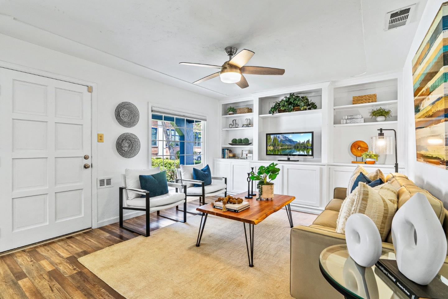 Detail Gallery Image 6 of 23 For 1062 W San Fernando St, San Jose,  CA 95126 - 3 Beds | 1 Baths