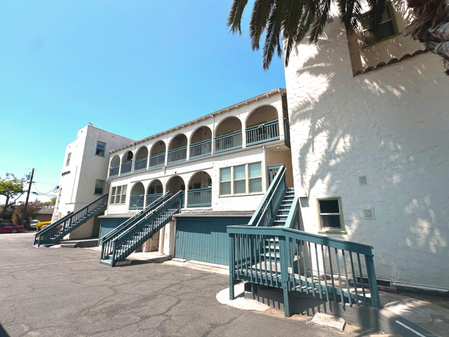 Detail Gallery Image 4 of 5 For 739 Pajaro & Pine St, Salinas,  CA 93901 - – Beds | – Baths