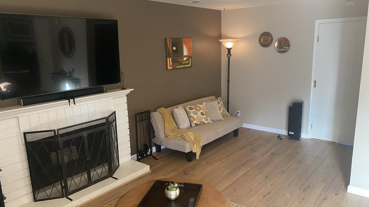 Detail Gallery Image 18 of 44 For 5270 Rio Grande Dr, San Jose,  CA 95136 - 4 Beds | 2/1 Baths