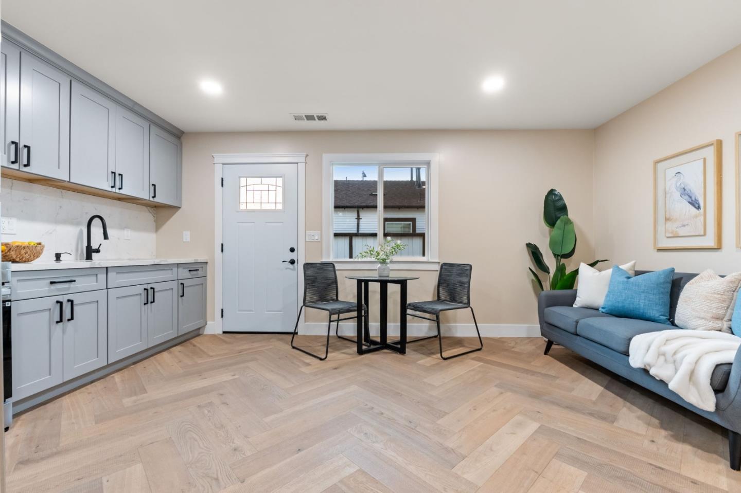 Detail Gallery Image 19 of 43 For 1924 Kammerer Ave, San Jose,  CA 95116 - 2 Beds | 1 Baths