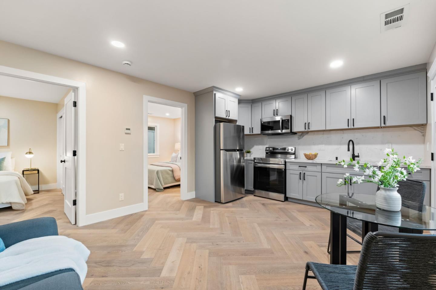 Detail Gallery Image 21 of 43 For 1924 Kammerer Ave, San Jose,  CA 95116 - 2 Beds | 1 Baths