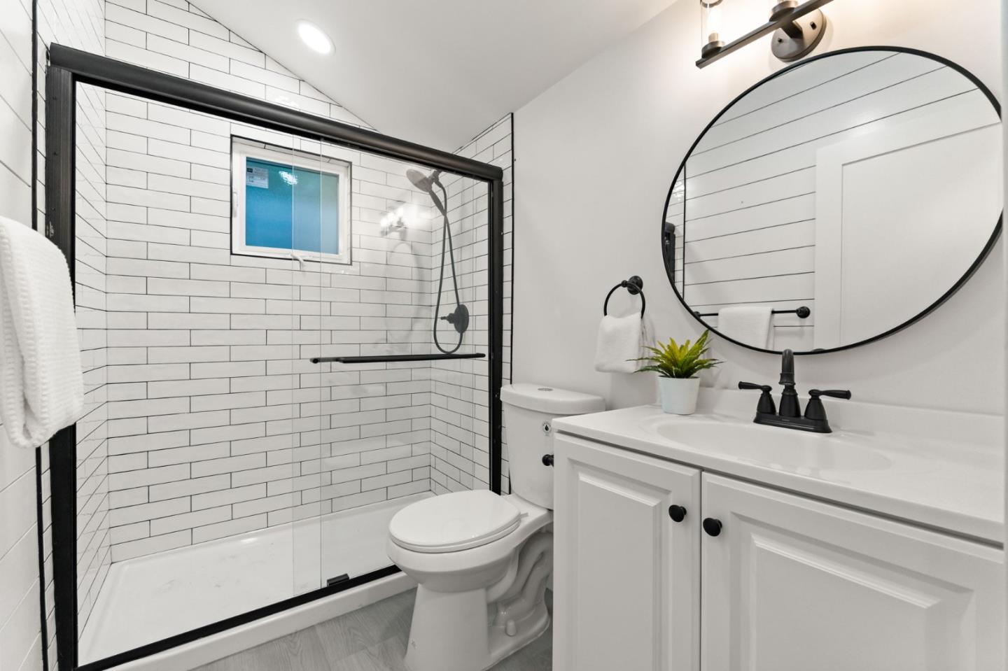 Detail Gallery Image 30 of 43 For 1924 Kammerer Ave, San Jose,  CA 95116 - 2 Beds | 1 Baths