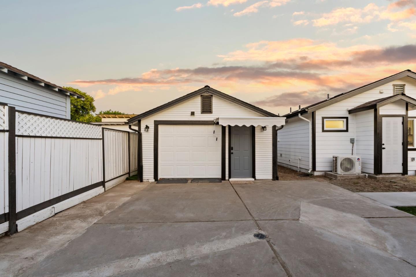 Detail Gallery Image 31 of 43 For 1924 Kammerer Ave, San Jose,  CA 95116 - 2 Beds | 1 Baths