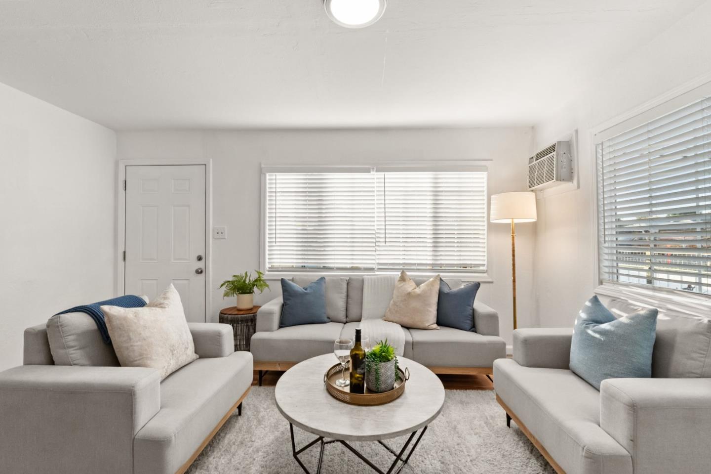 Detail Gallery Image 6 of 43 For 1924 Kammerer Ave, San Jose,  CA 95116 - 2 Beds | 1 Baths