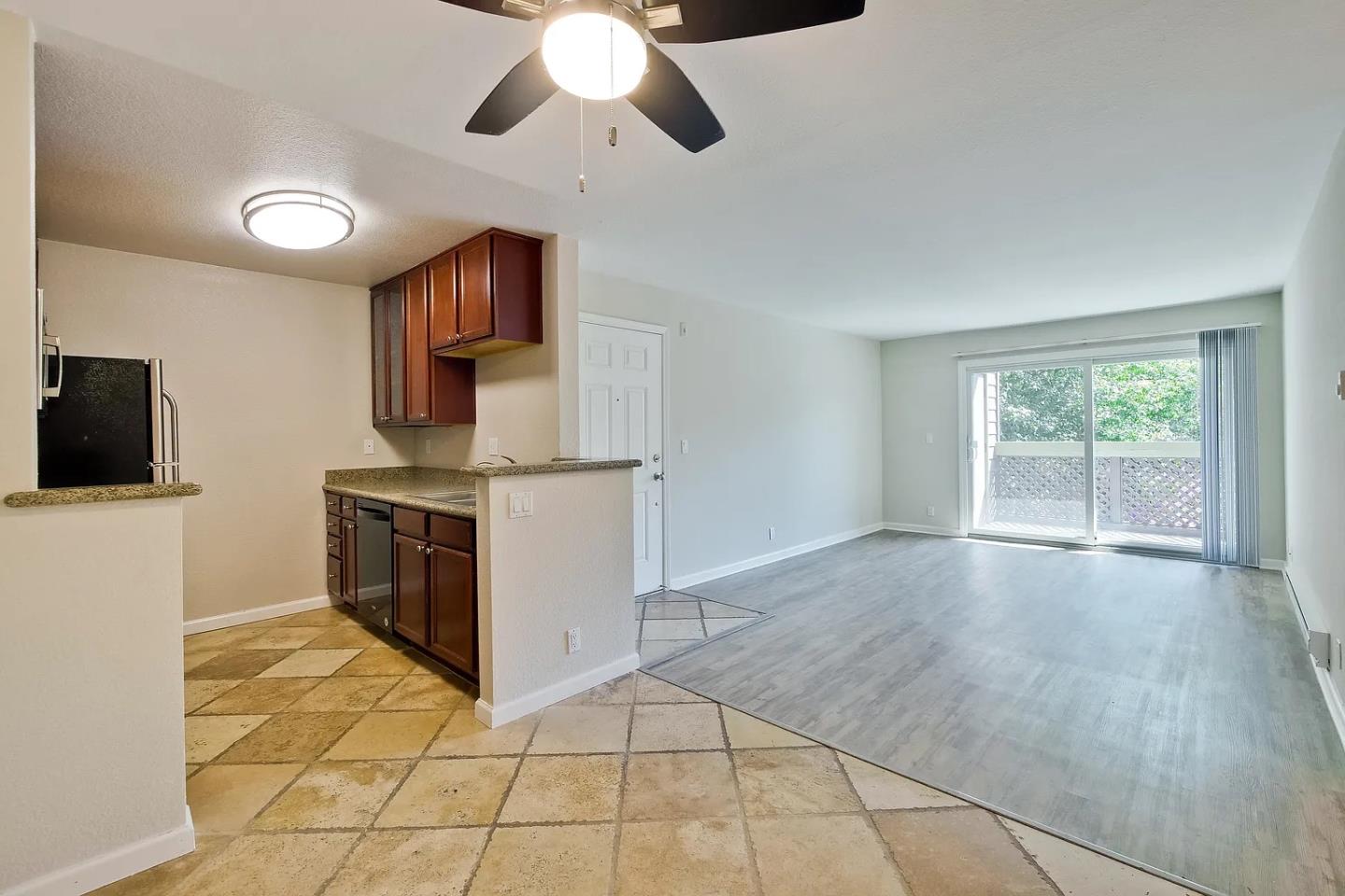 Detail Gallery Image 14 of 47 For 796 Teatree Ct, San Jose,  CA 95128 - 2 Beds | 2 Baths