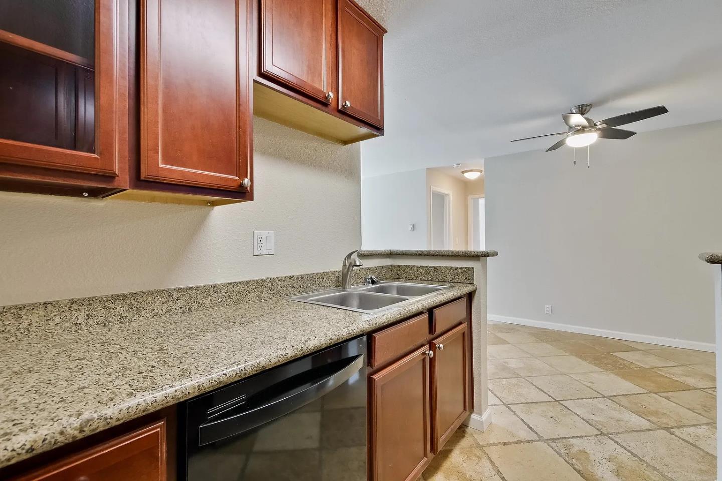 Detail Gallery Image 18 of 47 For 796 Teatree Ct, San Jose,  CA 95128 - 2 Beds | 2 Baths