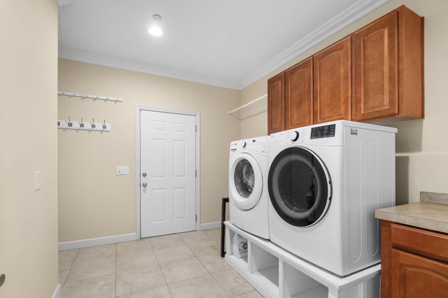 Detail Gallery Image 42 of 62 For 960 Smith Rd, Watsonville,  CA 95076 - 6 Beds | 4 Baths