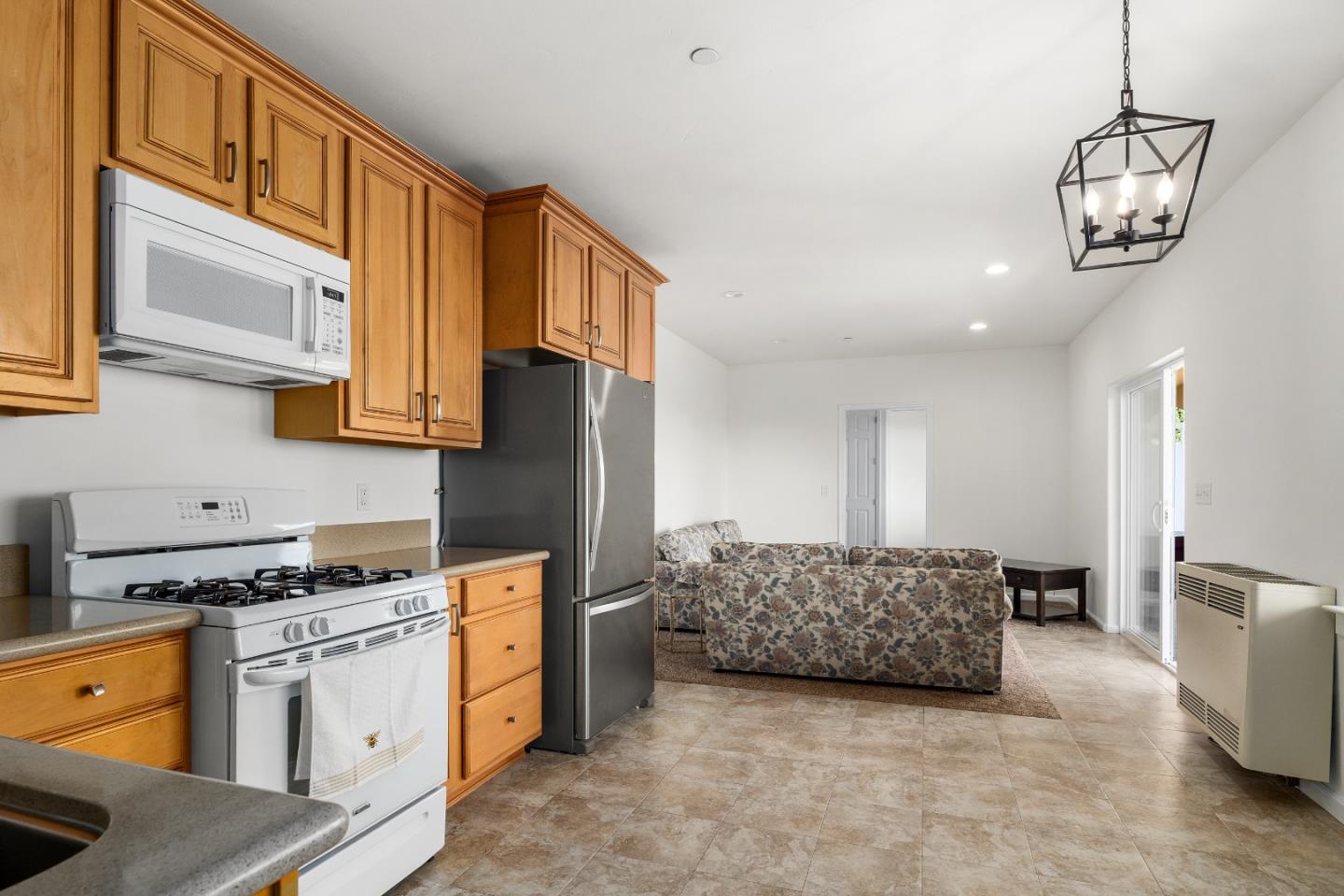 Detail Gallery Image 46 of 62 For 960 Smith Rd, Watsonville,  CA 95076 - 6 Beds | 4 Baths