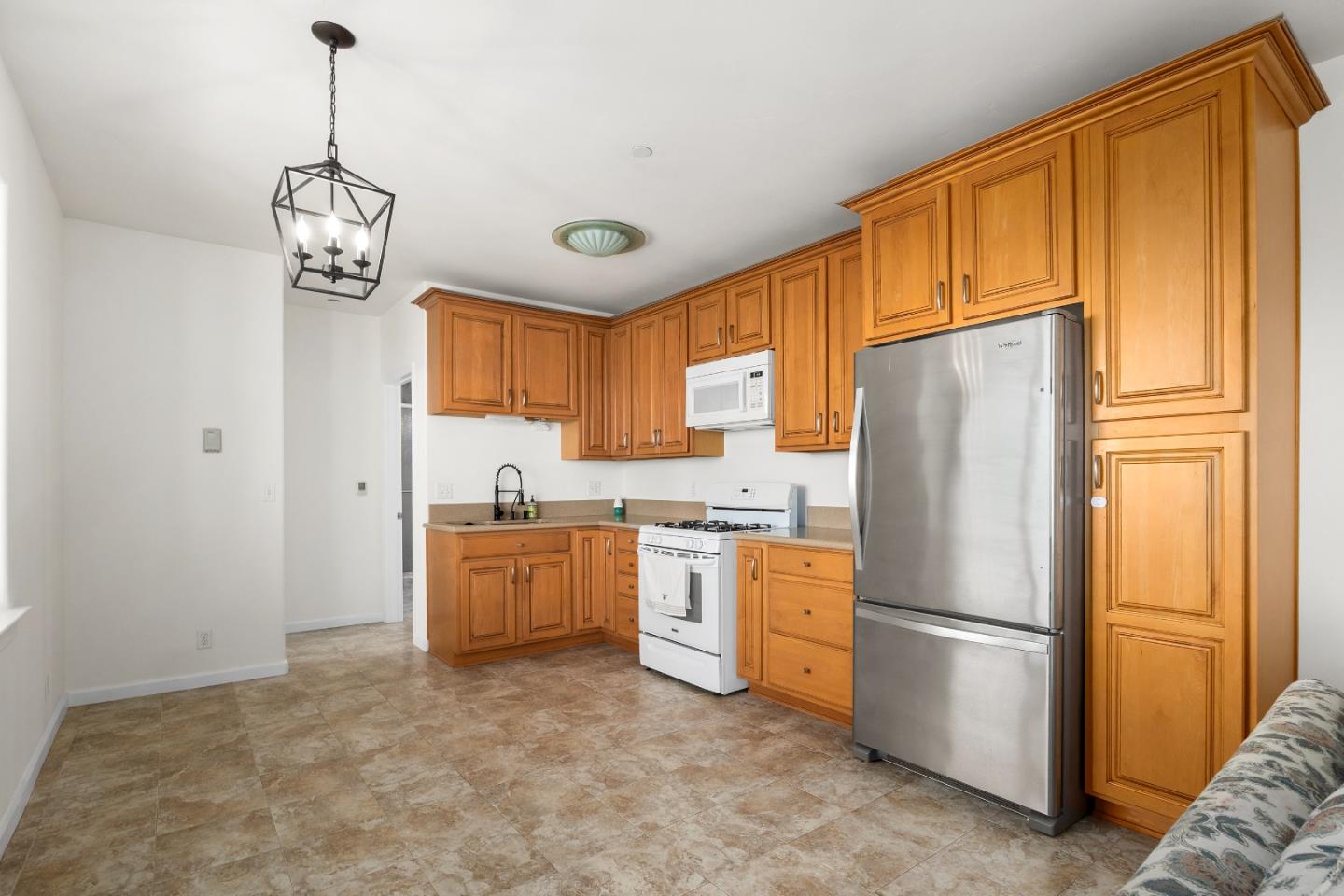 Detail Gallery Image 49 of 62 For 960 Smith Rd, Watsonville,  CA 95076 - 6 Beds | 4 Baths