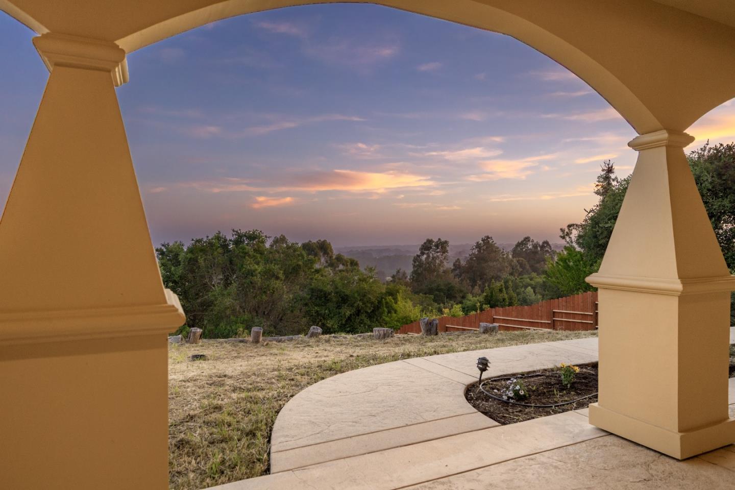 Detail Gallery Image 51 of 62 For 960 Smith Rd, Watsonville,  CA 95076 - 6 Beds | 4 Baths