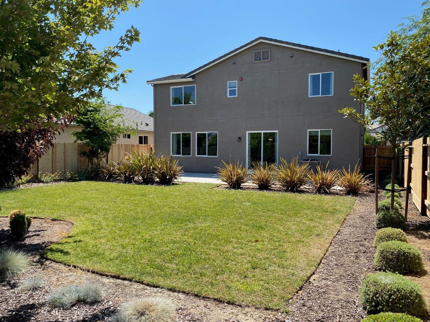 Detail Gallery Image 31 of 32 For 1660 Dolomite Dr #5,  Los Banos,  CA 93635 - 5 Beds | 3 Baths