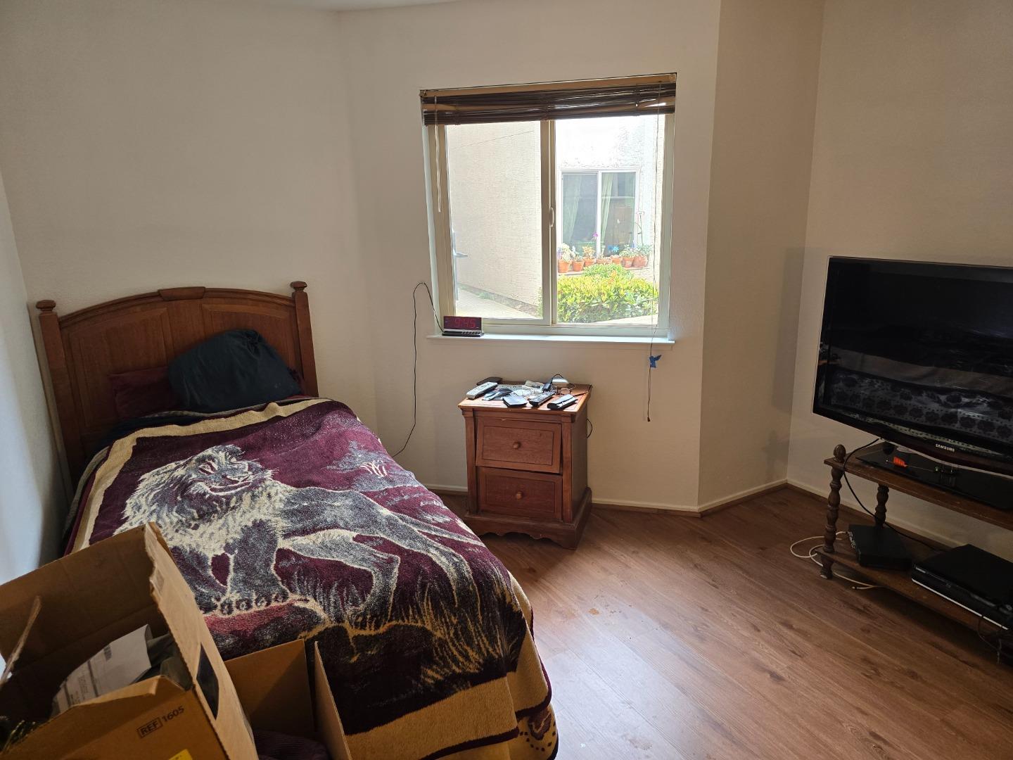 Detail Gallery Image 17 of 26 For 2416 N Main St #B,  Salinas,  CA 93906 - 2 Beds | 1/1 Baths