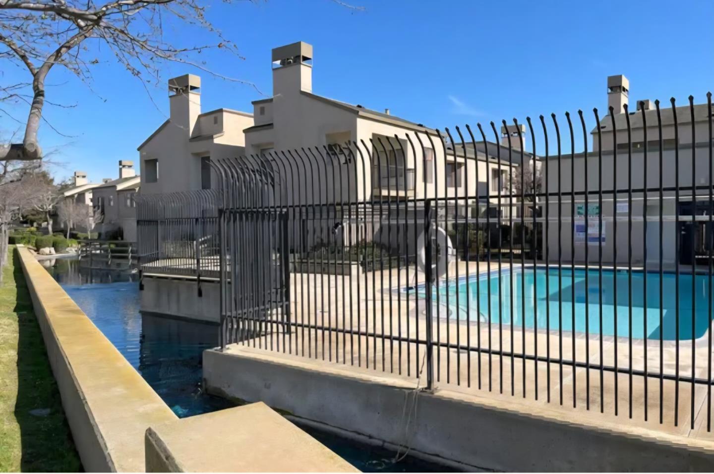 Detail Gallery Image 24 of 26 For 2416 N Main St #B,  Salinas,  CA 93906 - 2 Beds | 1/1 Baths