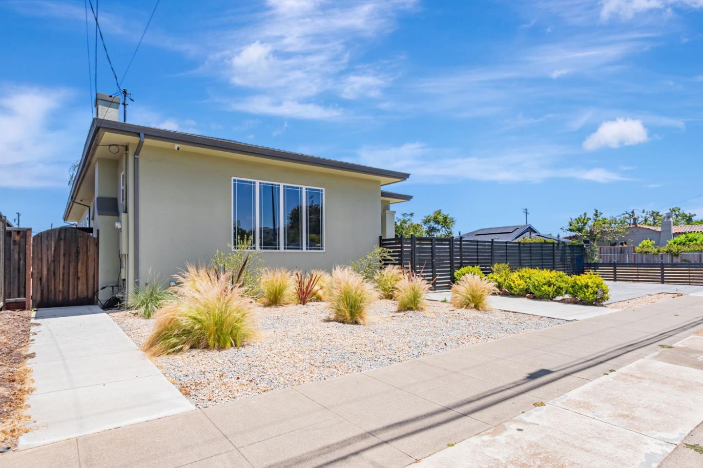 Detail Gallery Image 3 of 58 For 1148 Palm St, San Jose,  CA 95110 - 4 Beds | 2 Baths