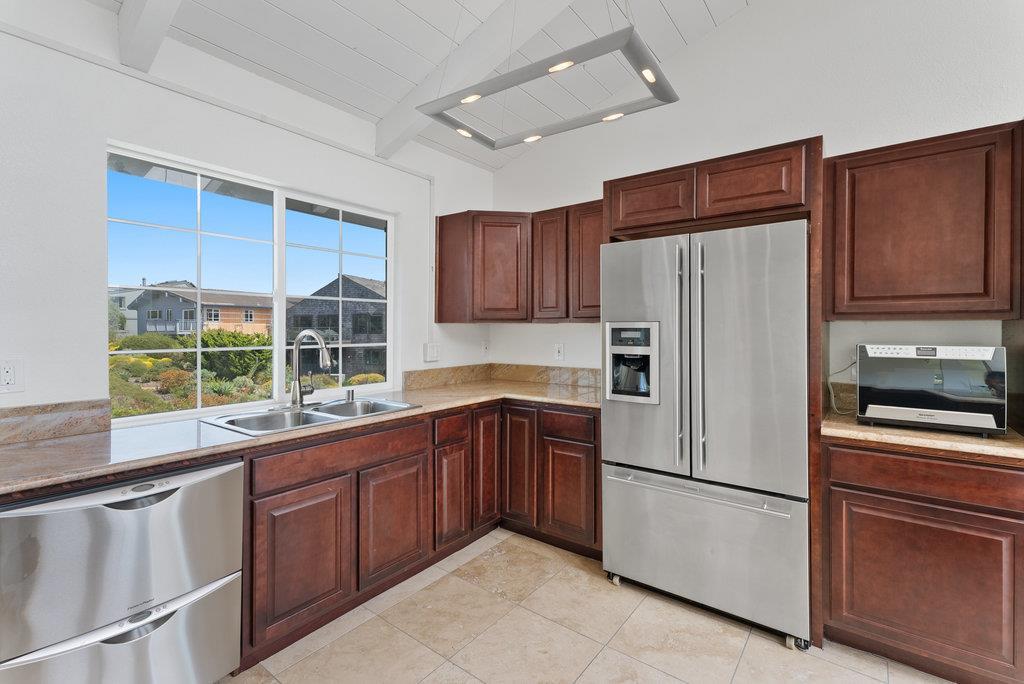 Detail Gallery Image 23 of 42 For 420 Sand Dollar Dr, La Selva Beach,  CA 95076 - 3 Beds | 3/1 Baths