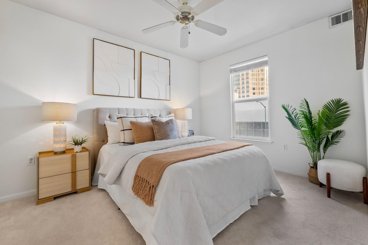 Detail Gallery Image 7 of 14 For 655 12th St #205,  Oakland,  CA 94607 - 2 Beds | 2 Baths