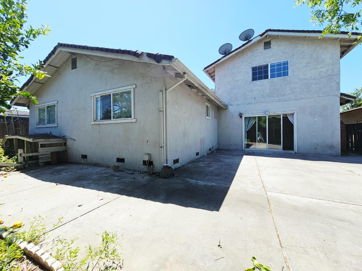 Detail Gallery Image 23 of 25 For 227 Whirlaway Dr, San Jose,  CA 95111 - 4 Beds | 2 Baths