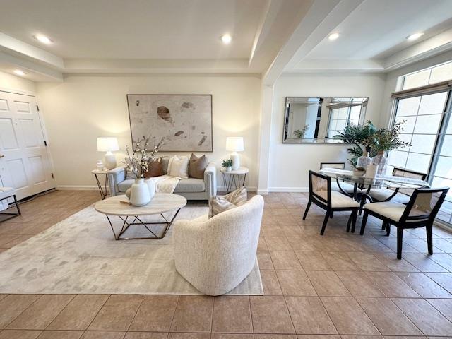 Detail Gallery Image 12 of 77 For 1114 S Winchester Blvd, San Jose,  CA 95128 - 2 Beds | 2 Baths
