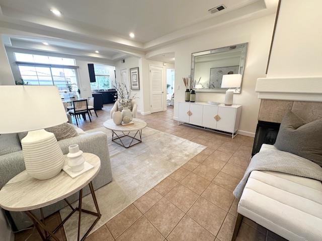 Detail Gallery Image 14 of 77 For 1114 S Winchester Blvd, San Jose,  CA 95128 - 2 Beds | 2 Baths