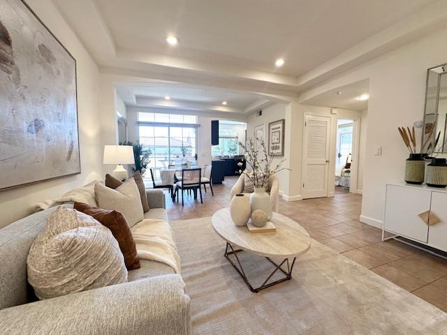 Detail Gallery Image 16 of 77 For 1114 S Winchester Blvd, San Jose,  CA 95128 - 2 Beds | 2 Baths