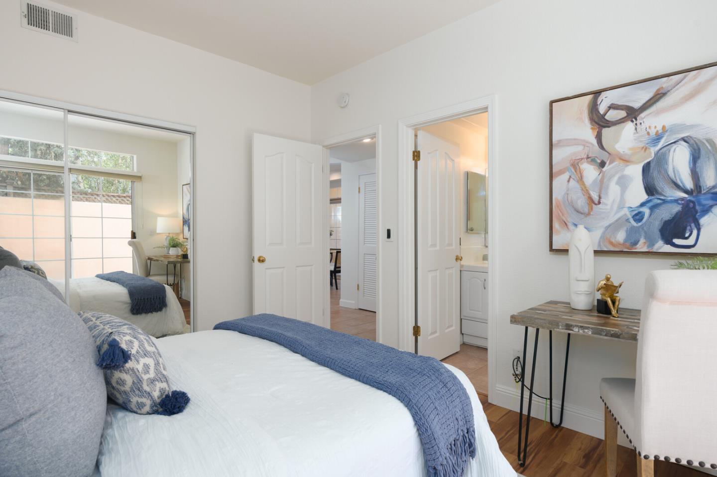 Detail Gallery Image 36 of 77 For 1114 S Winchester Blvd, San Jose,  CA 95128 - 2 Beds | 2 Baths