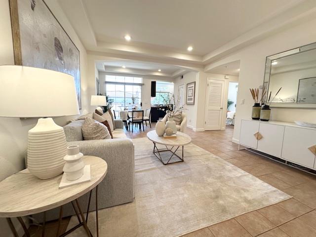 Detail Gallery Image 4 of 77 For 1114 S Winchester Blvd, San Jose,  CA 95128 - 2 Beds | 2 Baths