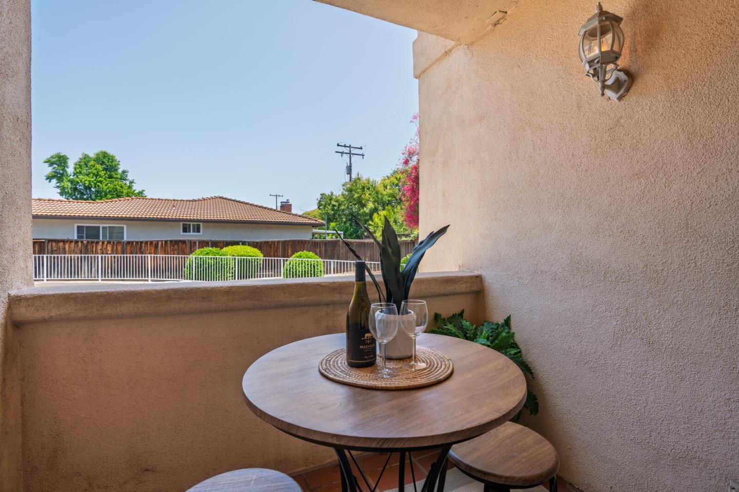 Detail Gallery Image 51 of 77 For 1114 S Winchester Blvd, San Jose,  CA 95128 - 2 Beds | 2 Baths